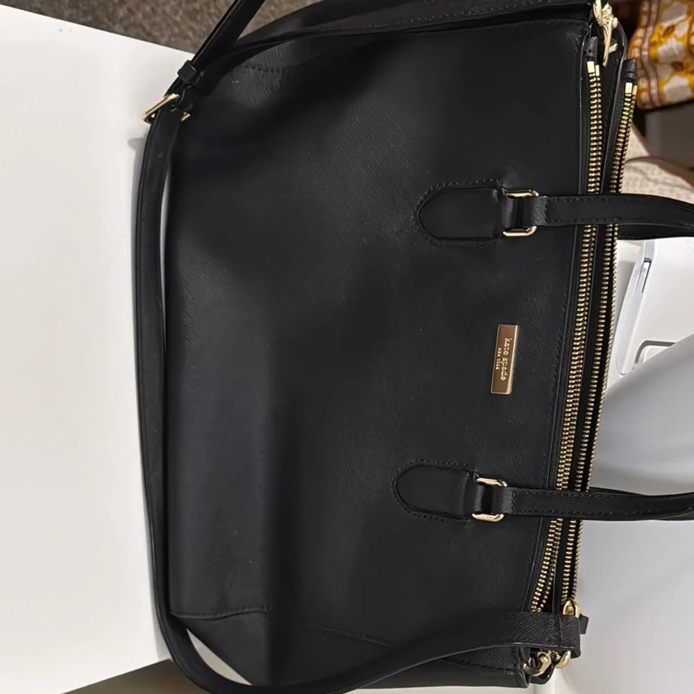 Kate Spade Black and Gold Shoulder Bag with Structured Design